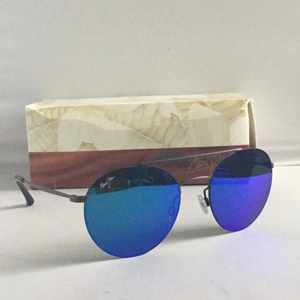 MAUI JIM LITTLE MAKS TITANIUM POLARIZED .
